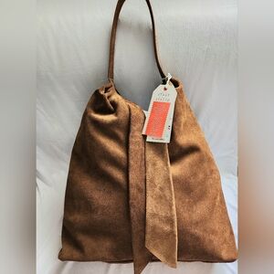 BNWT DIVINA FIRENZE Cuoio Italian Suede Slouchy Knot Hobo Bag